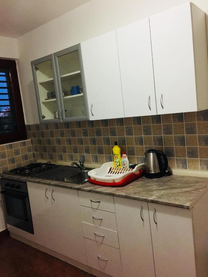 Apartman Vukoja Pakostane Apartment Exterior photo